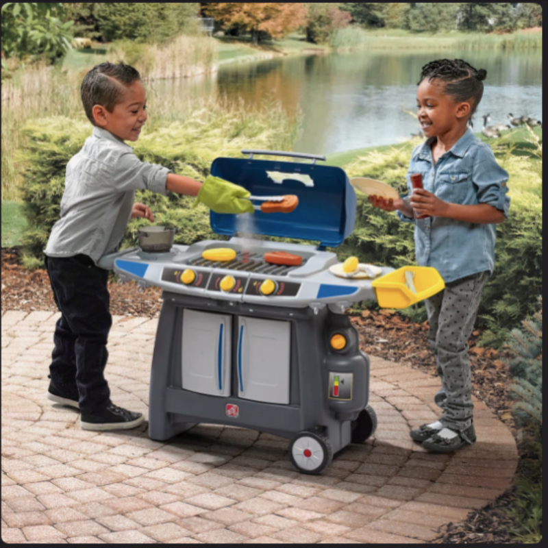 Toddler pretend play BBQ grill for patio play